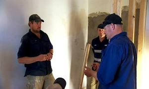 Brad looks like he's in trouble - The Block 2012