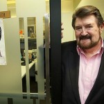 Derryn Hinch rejoins Channel 7